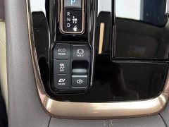 Toyota Alphard Hybrid 2.5L Premium Edition - фото 11