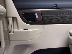 Toyota Alphard Hybrid 2.5L Premium Edition - фото 15