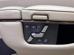 Toyota Alphard Hybrid 2.5L Premium Edition - фото 18