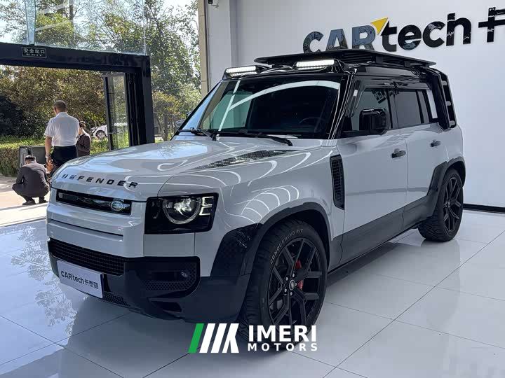 Land Rover Defender 110 P400 Dark Edition