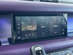 Land Rover Defender 110 P400 Dark Edition - photo 6