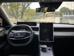 Changan Yida Blue Whale NE 1.5T GDI DCT Luxury - ფოტო 10