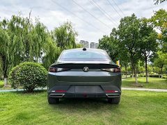 Changan Yida Blue Whale NE 1.5T GDI DCT Luxury - ფოტო 5