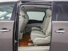 Buick GL8 Land Business Class 652T Premium - фото 15