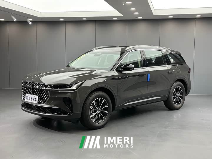 Lincoln Explorer 2.0T FWD Base - ავტომობილი ჩინეთიდან