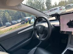 Tesla Model Y Rear-Wheel Drive - ფოტო 17