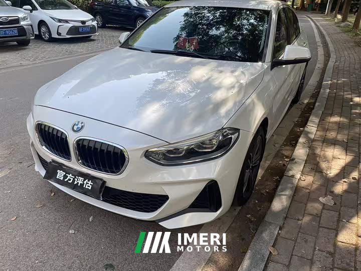 BMW 1 Series 120i M Sport Package - ავტომობილი ჩინეთიდან
