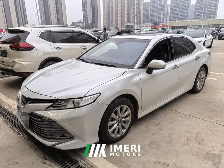 Toyota Camry 2.0G Luxury Edition National V Emission Standard - car from China