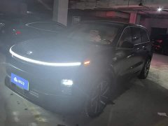 Li Auto L9 Pro - ფოტო 1