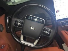 Li Auto L9 Pro - ფოტო 15