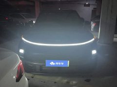 Li Auto L9 Pro - ფოტო 2
