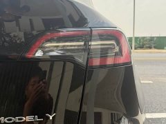 Tesla Model Y Standard Range RWD - ფოტო 14