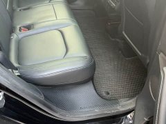 Tesla Model Y Standard Range RWD - ფოტო 18