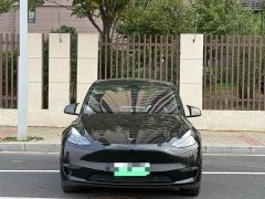 Tesla Model Y Standard Range RWD - ფოტო 2