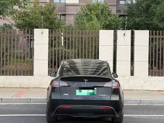 Tesla Model Y Standard Range RWD - ფოტო 7
