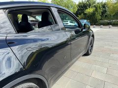 Tesla Model Y Long Range All-Wheel Drive - ფოტო 11