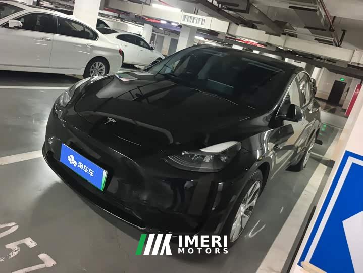 Tesla Model Y Facelift Rear-Wheel Drive