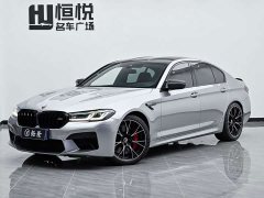 BMW M5 - ფოტო 1