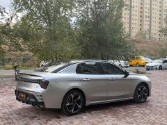 Lynk & Co 03 1.5T DCT Pro - фото 9