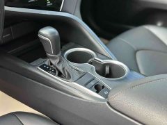Toyota Camry 2.0G Luxury - ფოტო 13
