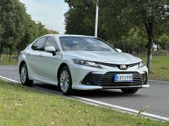 Toyota Camry 2.0G Luxury - ფოტო 3