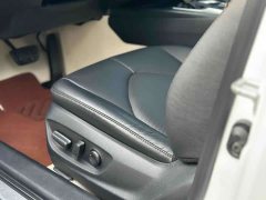 Toyota Camry 2.0G Luxury - ფოტო 9