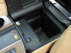 Lexus LX 700h Premier Edition - ფოტო 17