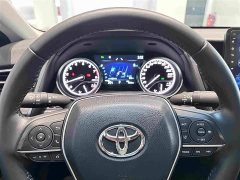 Toyota Camry 2.0G Luxury - photo 17