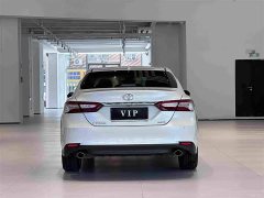 Toyota Camry 2.0G Luxury - photo 8