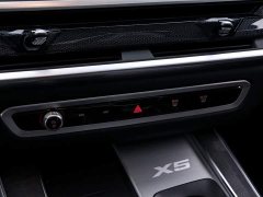 BMW X5 xDrive 30Li M Sport Luxury Night Edition Package - фото 9