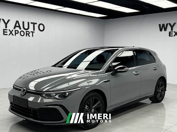 Volkswagen Golf 280TSI DSG R-Line - car from China