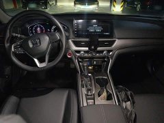 Honda Accord 260TURBO Luxury Edition - фото 5
