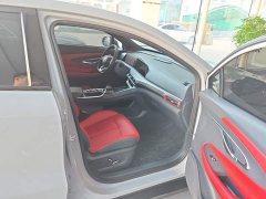 Changan UNI-T 1.5T Excellence Edition - ფოტო 8