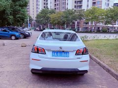 Peugeot 408 360THP 10th Anniversary Edition - ფოტო 5