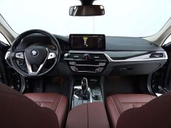 BMW 5 Series 525Li Luxury Package - photo 7