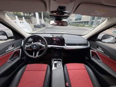 BMW iX1 eDrive25L M Sport Package - ფოტო 9