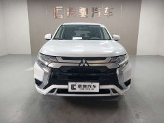 Mitsubishi Outlander 2.0L FWD Comfort 5-Seater - фото 2