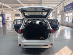 Mitsubishi Outlander 2.0L FWD Comfort 5-Seater - фото 8