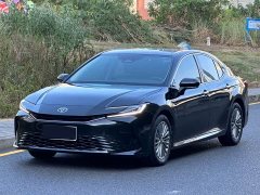 Toyota Camry Hybrid 2.0HG Radiance Edition - фото 1
