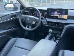 Toyota Camry Hybrid 2.0HG Radiance Edition - фото 12