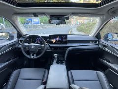 Toyota Camry Hybrid 2.0HG Radiance Edition - фото 13