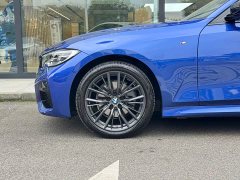 BMW 3 Series 325i M Sport Night Edition Package - ფოტო 3