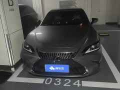 Lexus ES 200 Premium Edition - ფოტო 2