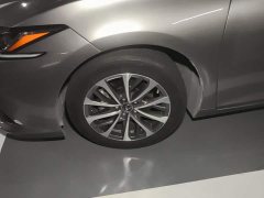 Lexus ES 200 Premium Edition - ფოტო 6