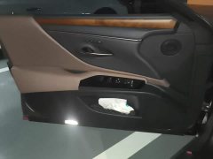 Lexus ES 200 Premium Edition - ფოტო 7