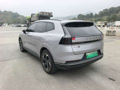 Volvo XC70 Plug-in Hybrid AWD Extended Range Core - ფოტო 7