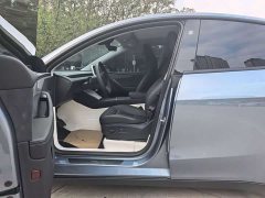 Tesla Model Y Long Range All-Wheel Drive - photo 11