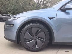 Tesla Model Y Long Range All-Wheel Drive - photo 4