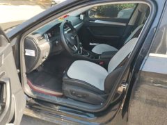 Skoda Superb TSI280 DSG Prestige - photo 8