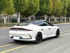 IM Motors Zhiji L6 Max - ფოტო 9
